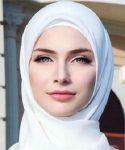 Cara Agar Rambut Tidak Keluar Saat Memakai Jilbab