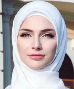 8 Cara  Agar Rambut  Tidak Keluar Saat Memakai Jilbab  dan 